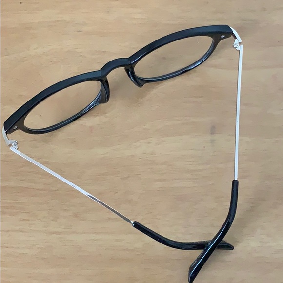 Urban Outfitters New Without Tags glass Frame - Picture 3 of 4